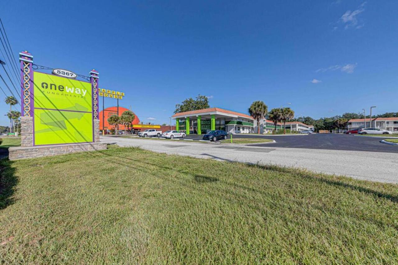Travel Lodge By Wyndham 10 Min From Disney Kissimmee Eksteriør bilde